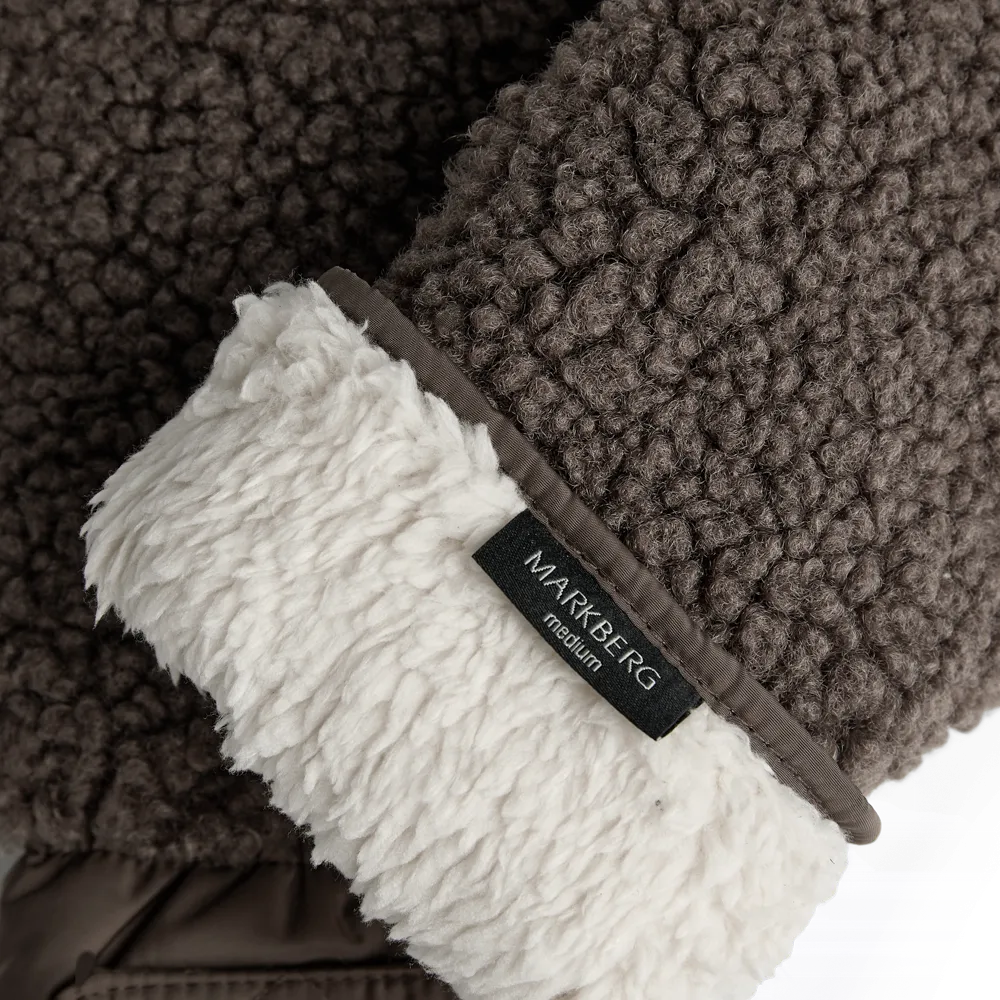 AbbieMBG Mittens