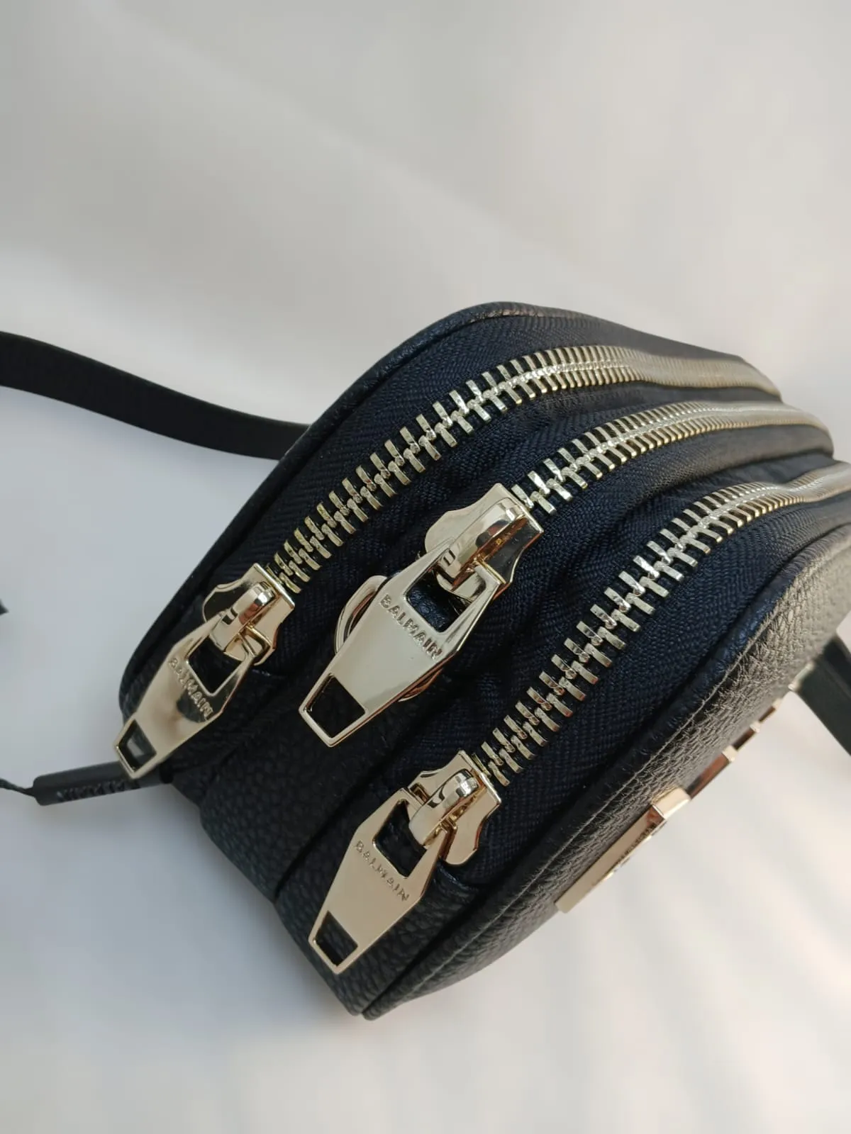 B.A.L.M.A.I.N CROSSBODY BAG