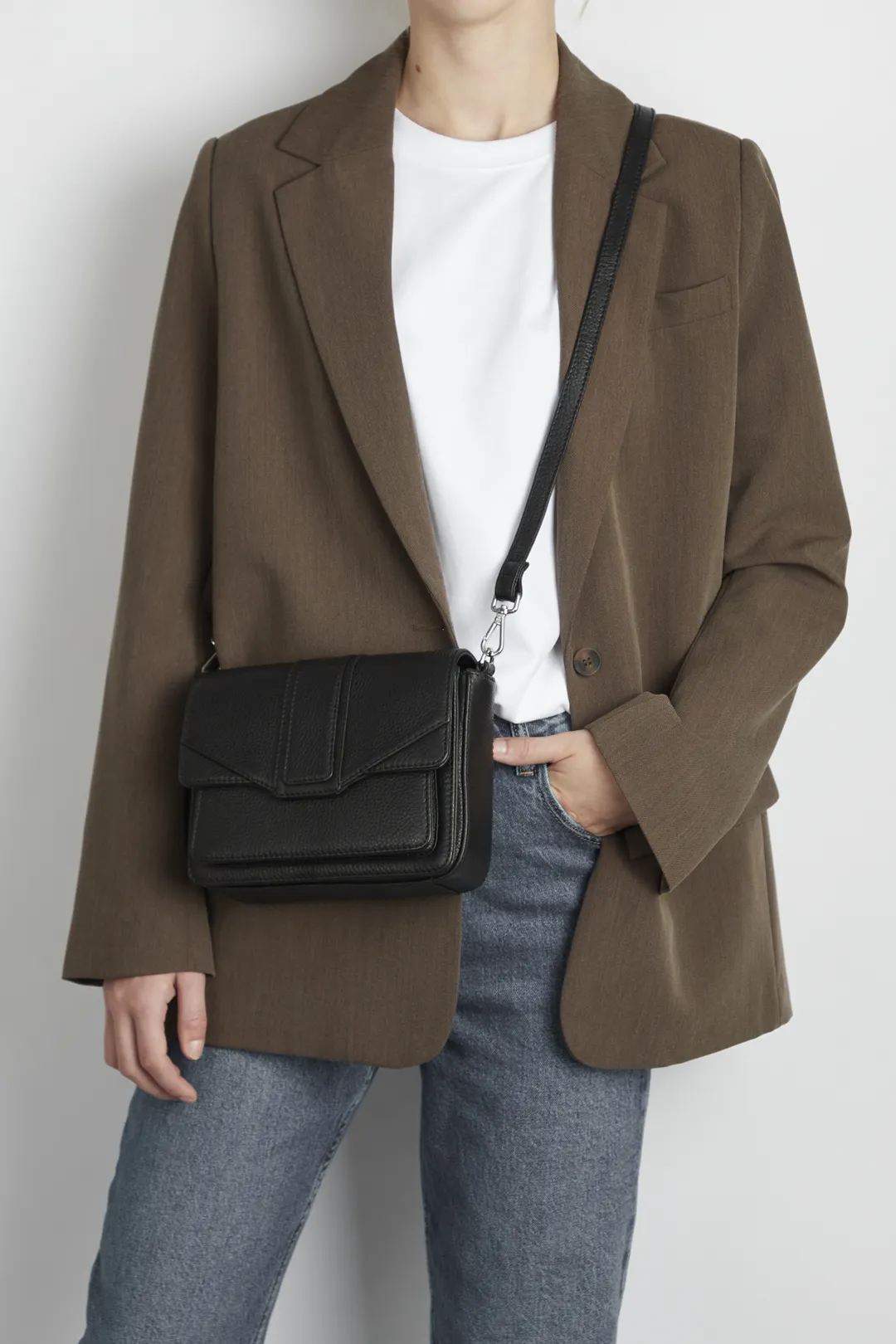 BeckyMBG Crossbody Bag, Grain