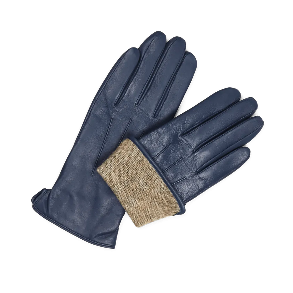 CariannaMBG Glove