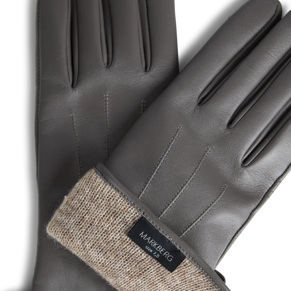 CariannaMBG Gloves