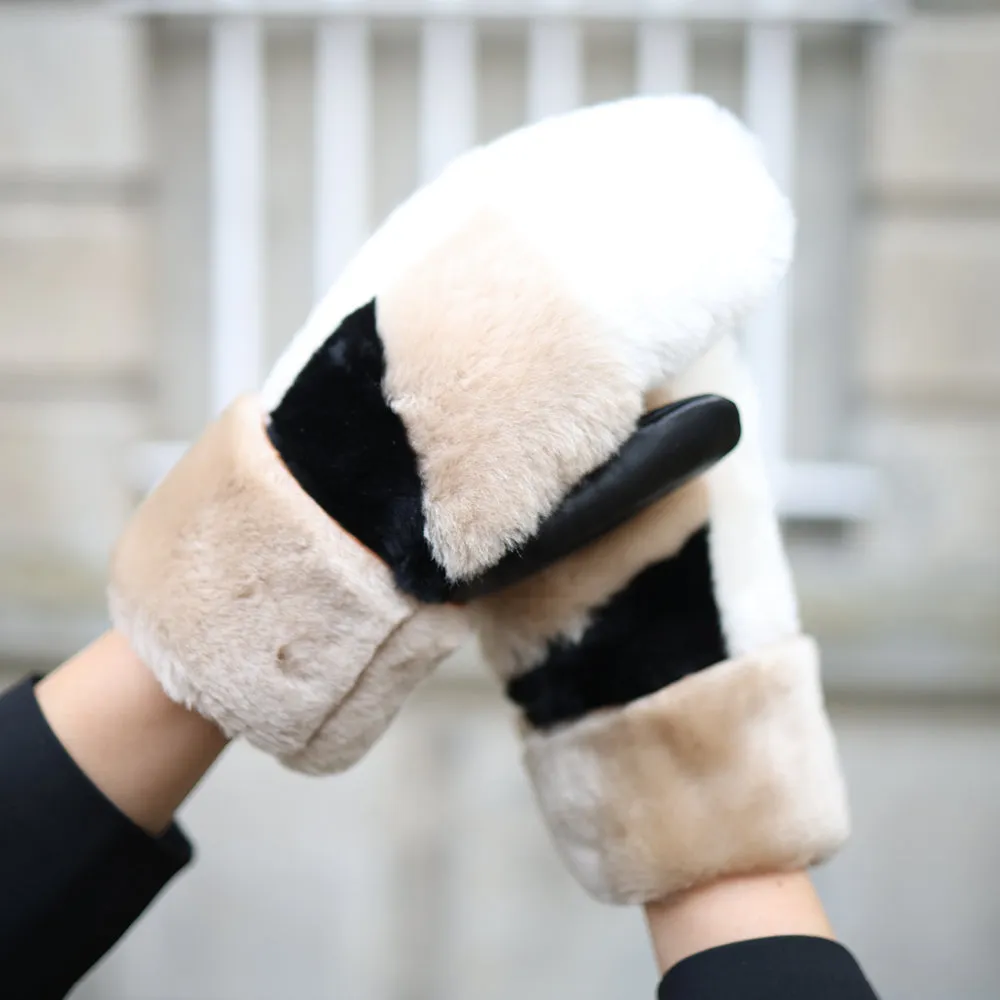 CatelynMBG Mitten