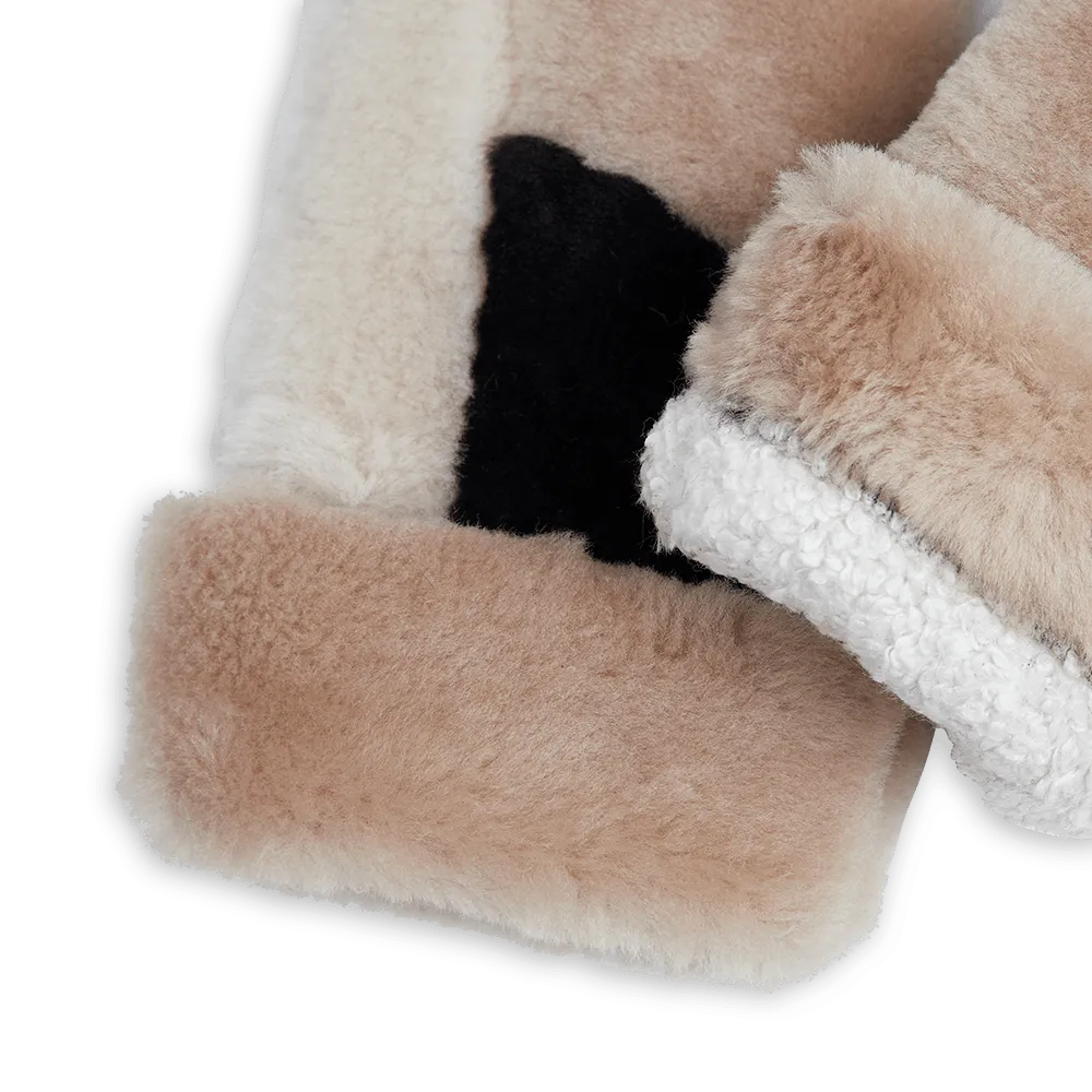 CatelynMBG Mitten