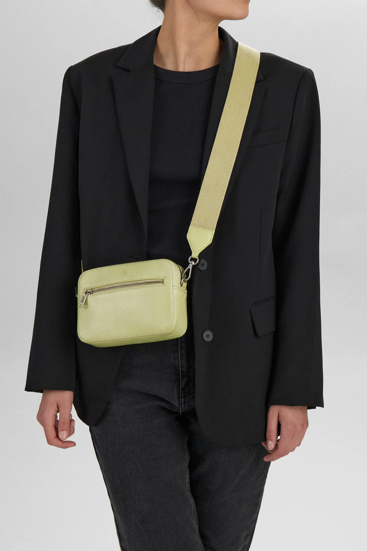 EleaMBG Crossbody Bag, Grain