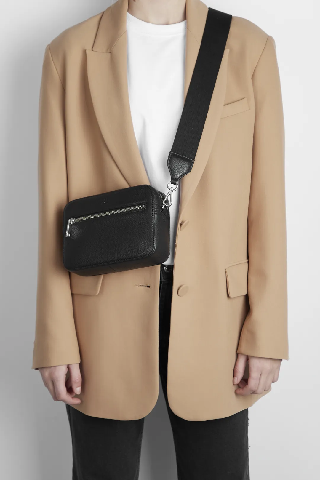 EleaMBG Crossbody Bag, Grain