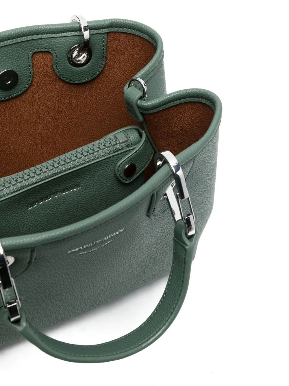 E.M.P.O.R.I.O A.R.M.A.N.I SHOULDER BAG