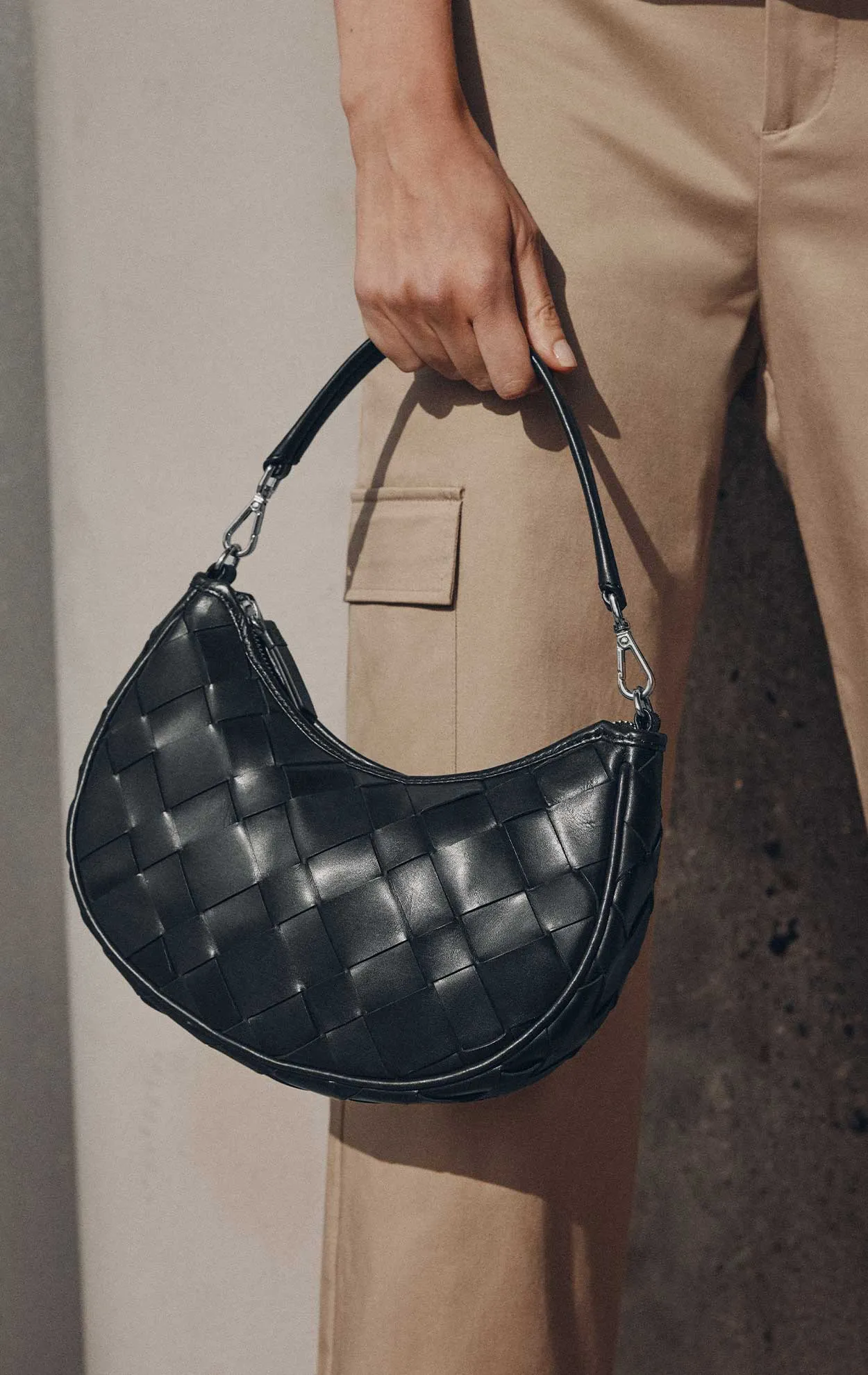 HeliaMBG Crossbody Bag, Antique Woven