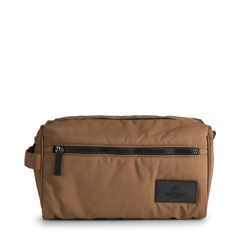 JosephineMBG Large Toiletry Bag, Recycled, Mega Puffer