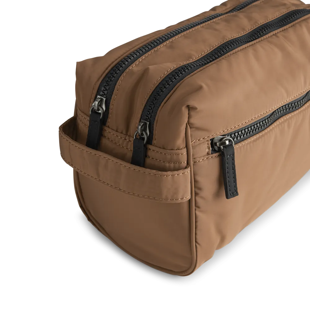 JosephineMBG Large Toiletry Bag, Recycled, Mega Puffer