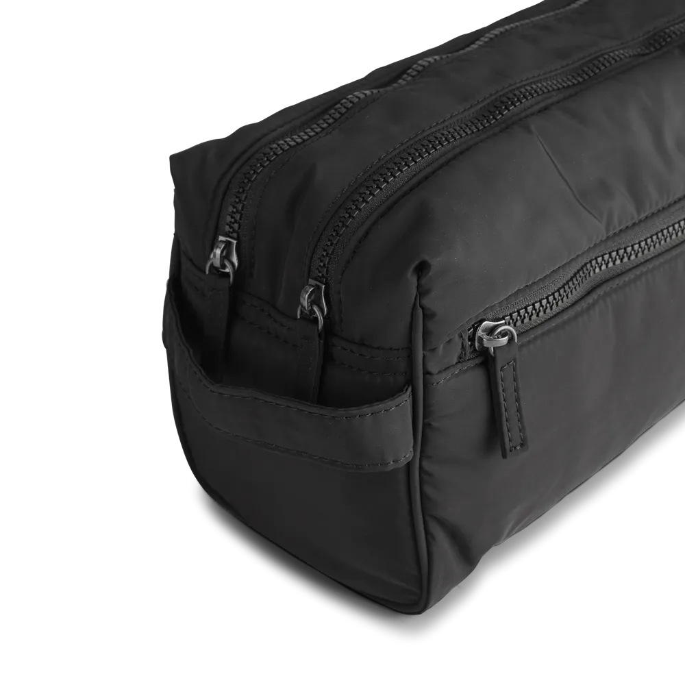 JosephineMBG Large Toiletry Bag, Recycled, Mega Puffer
