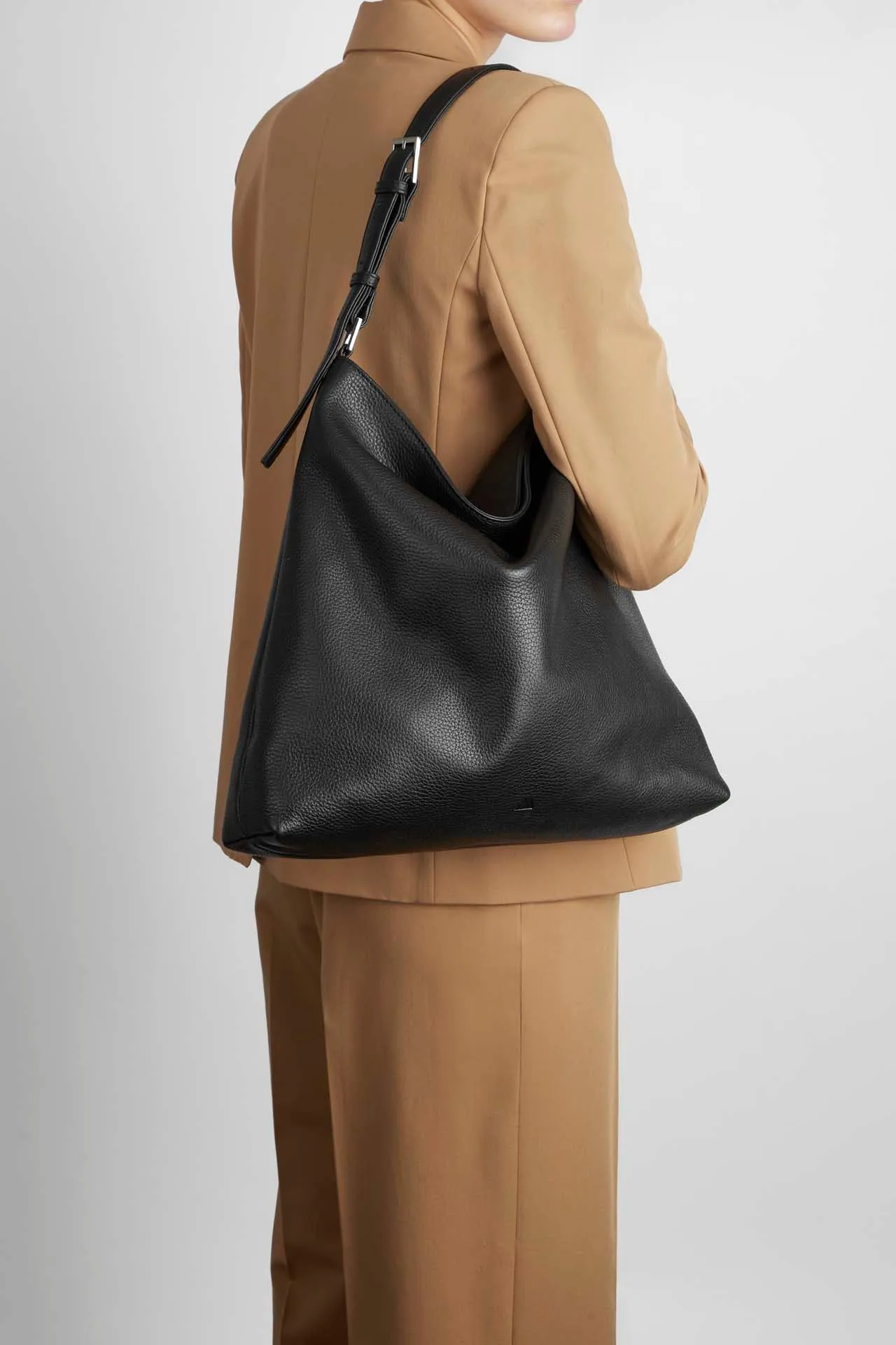 LonaMBG Shopper, Grain
