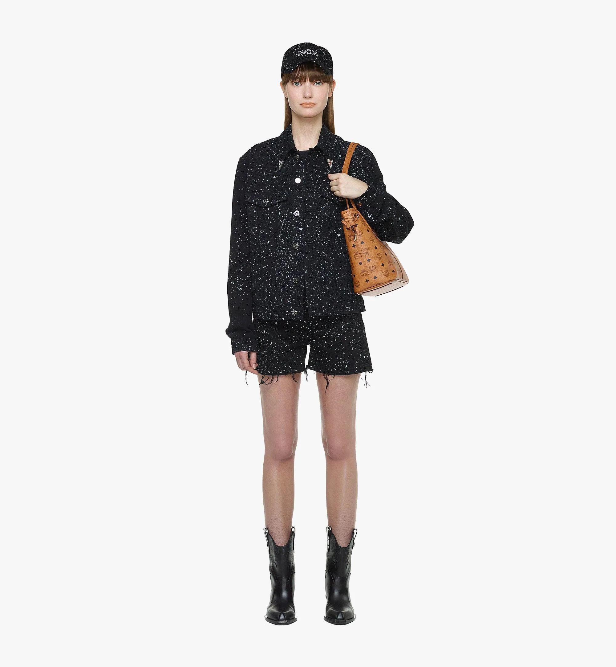 M.C.M REVERSIBLE SHOULDER BAG