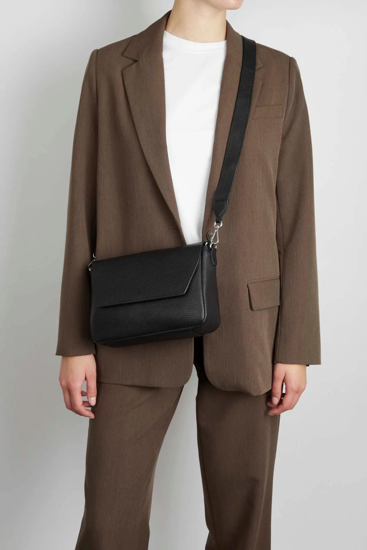 NeevaMBG Large Crossbody Bag, Grain