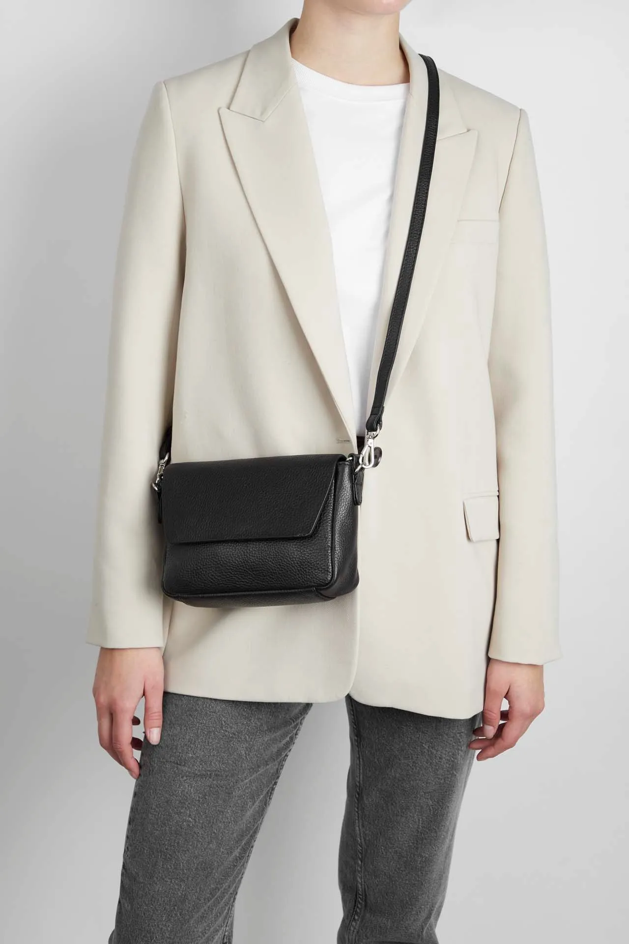 NeevaMBG Small Crossbody Bag, Grain