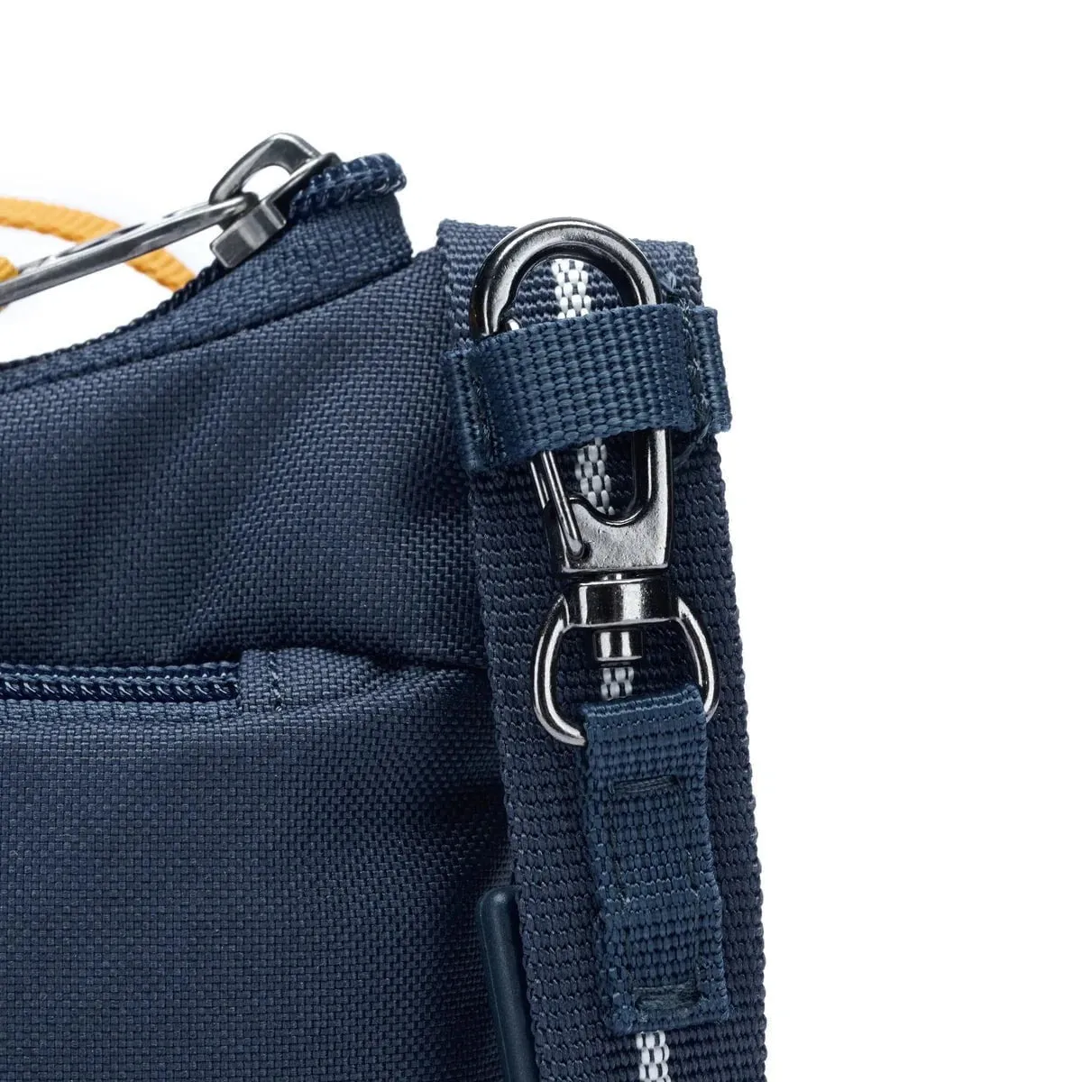 Pacsafe GO Anti-Theft Tech Crossbody