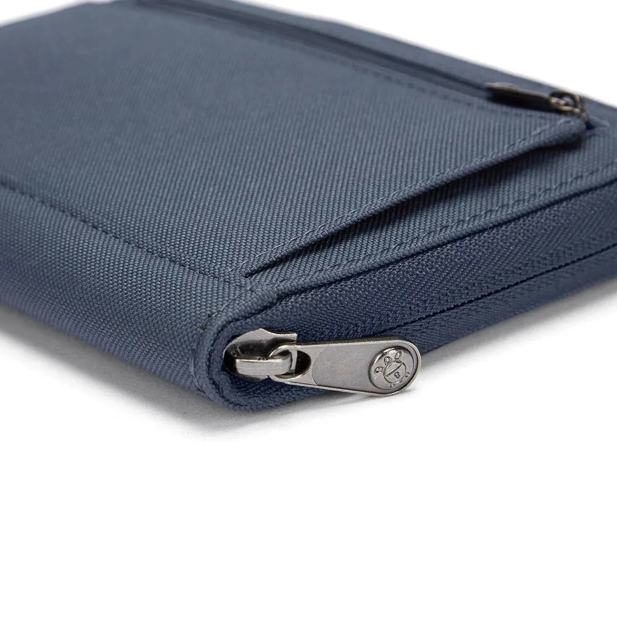 Pacsafe RFIDsafe™ RFID Blocking Compact Travel Organizer