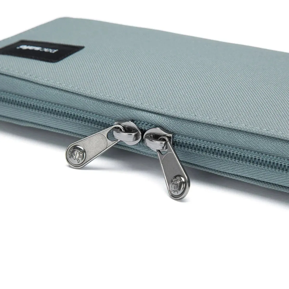 Pacsafe RFIDsafe™ RFID Blocking Continental Wallet