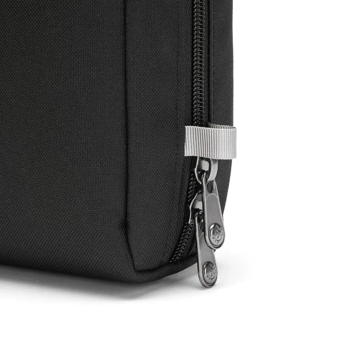 Pacsafe RFIDsafe™ RFID Blocking Gear Pouch