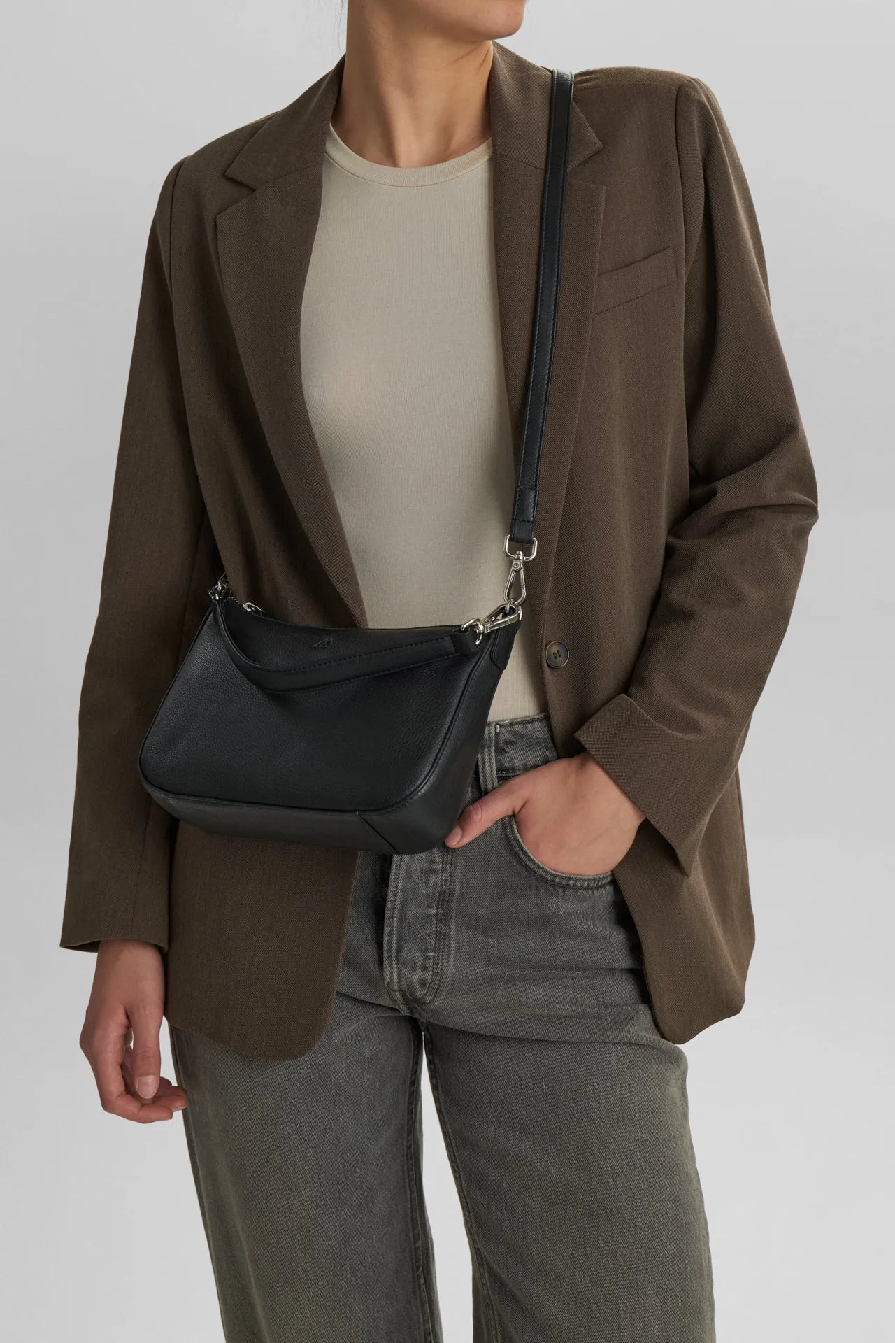 RemonaMBG Crossbody Bag