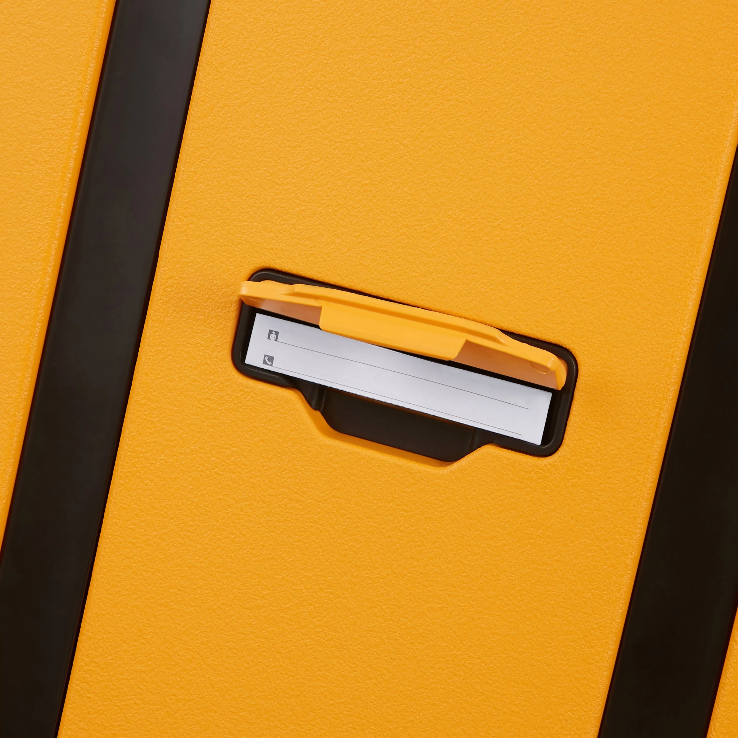 Samsonite Essens Spinner Carry-On Luggage