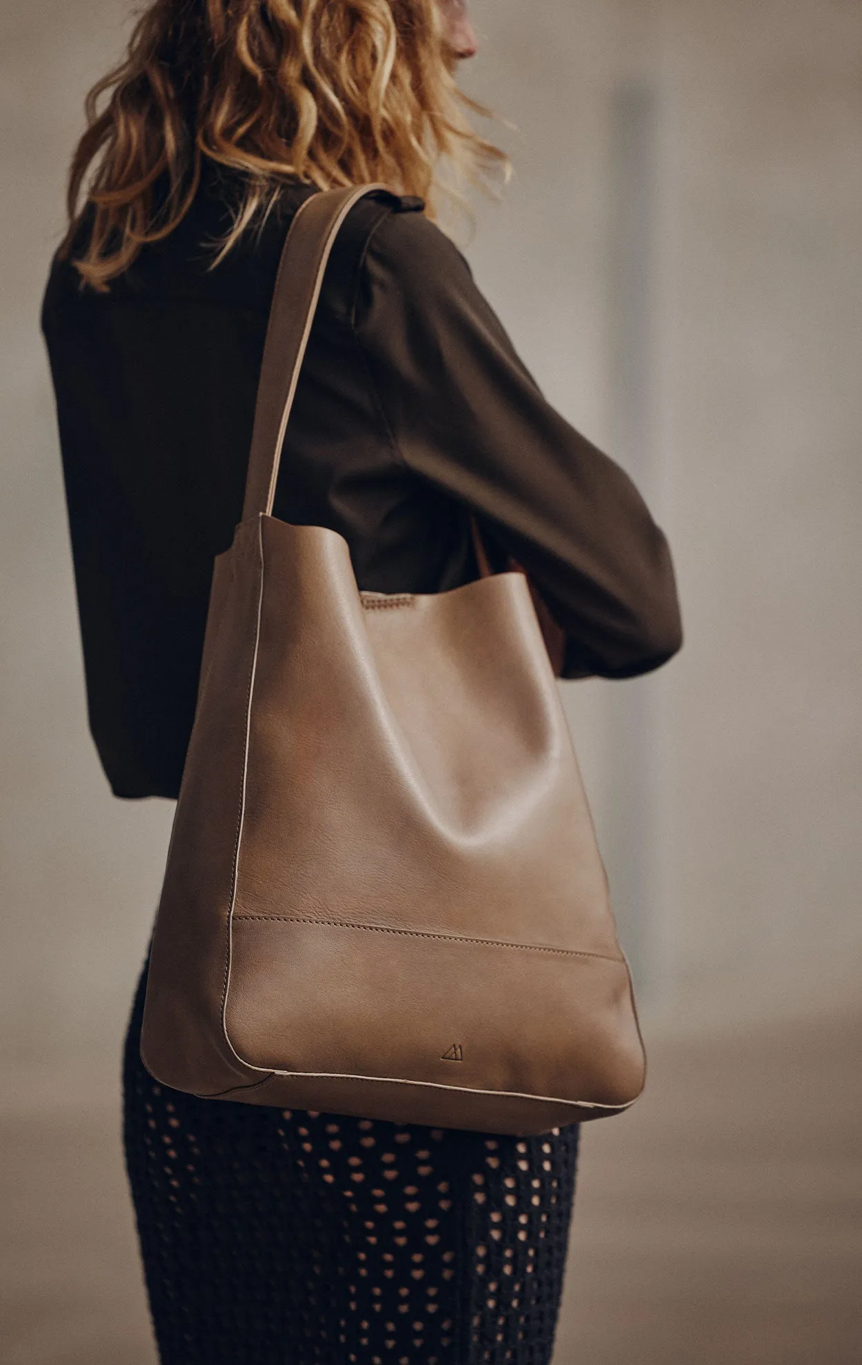 ShelbyMBG Bag, Antique