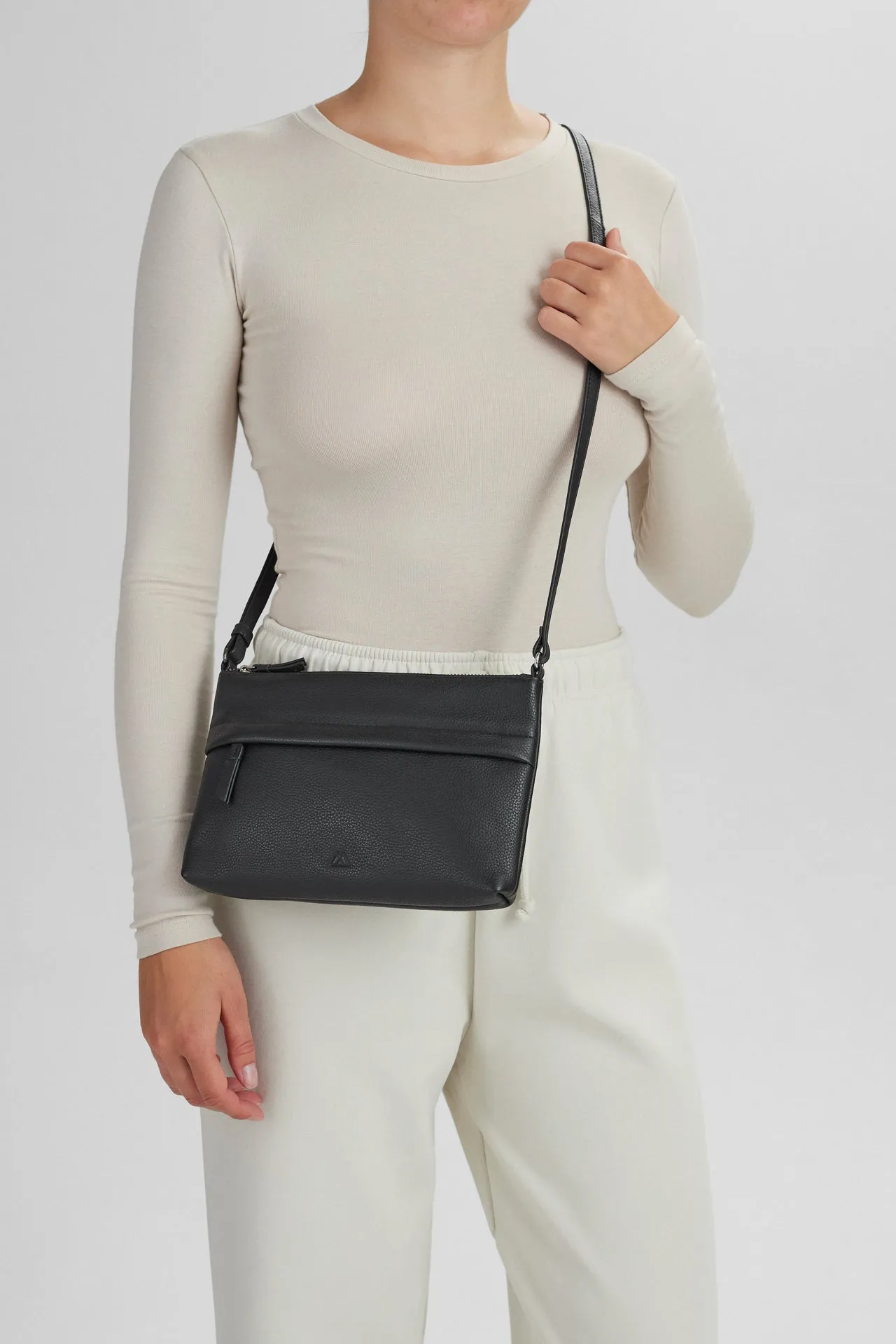 TrueMBG Crossbody Bag