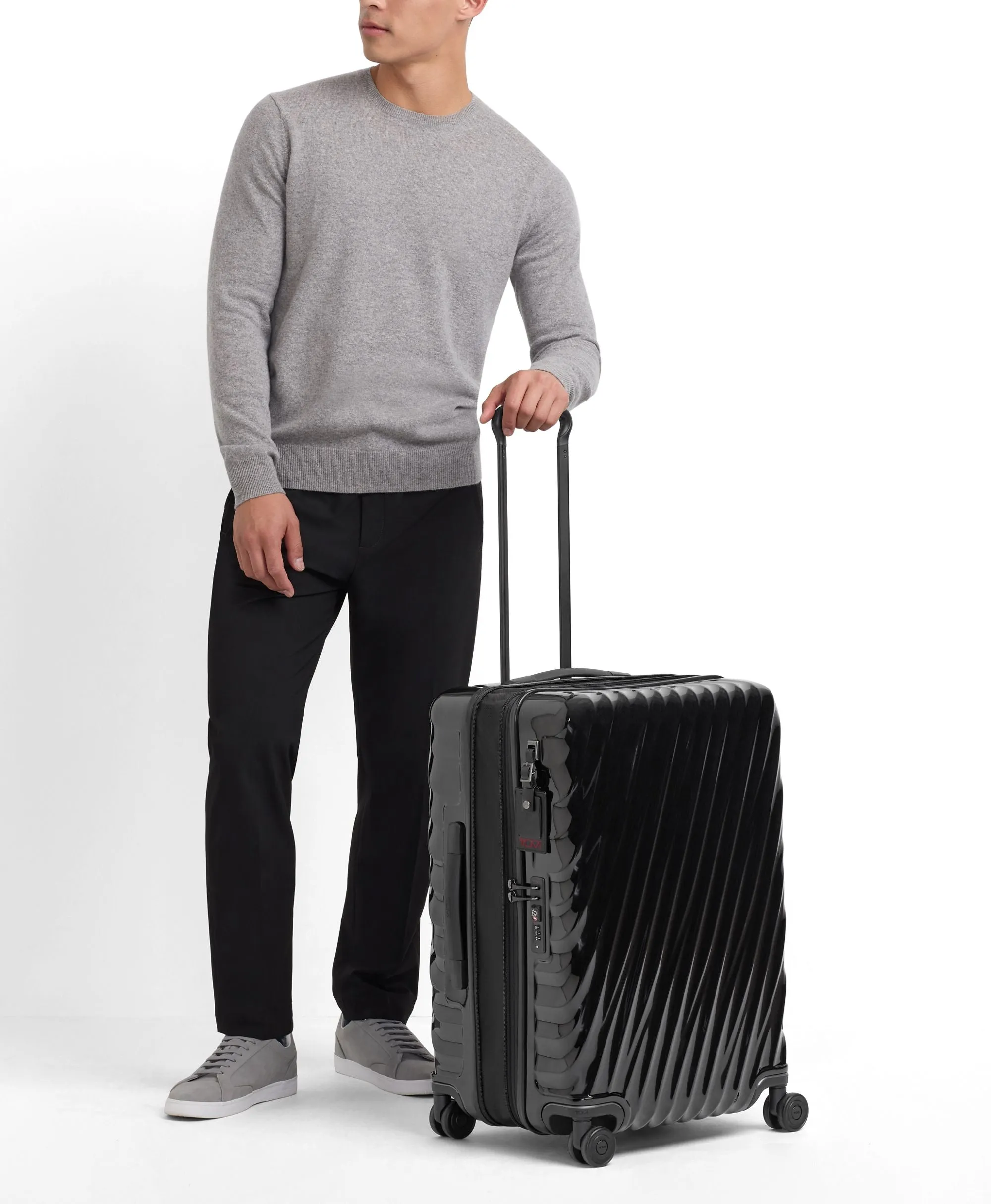 Tumi 19 Degree Short Trip Expandable 4 Wheeled Packing Case Medium Luggage