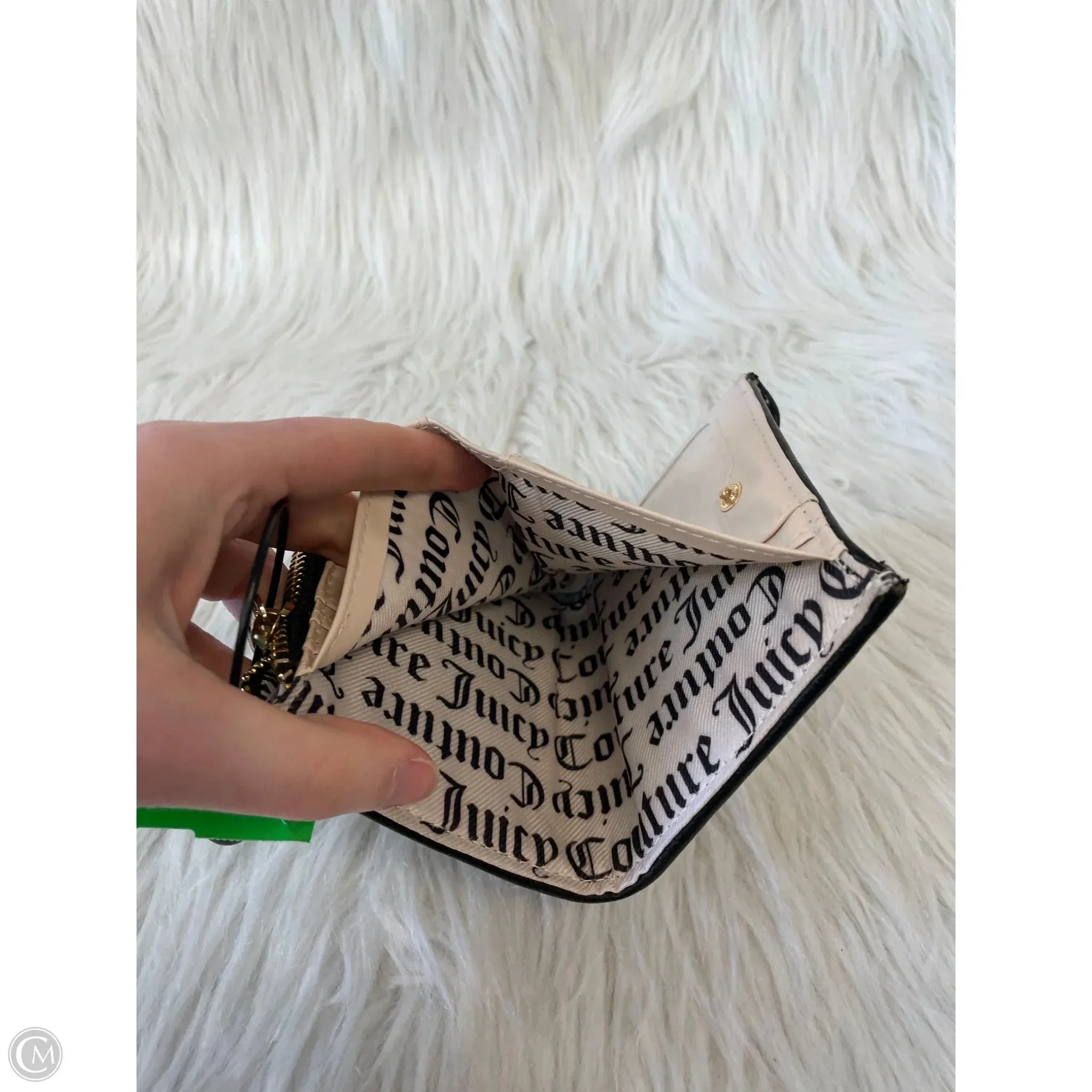 Wallet By Juicy Couture, Size: Medium
